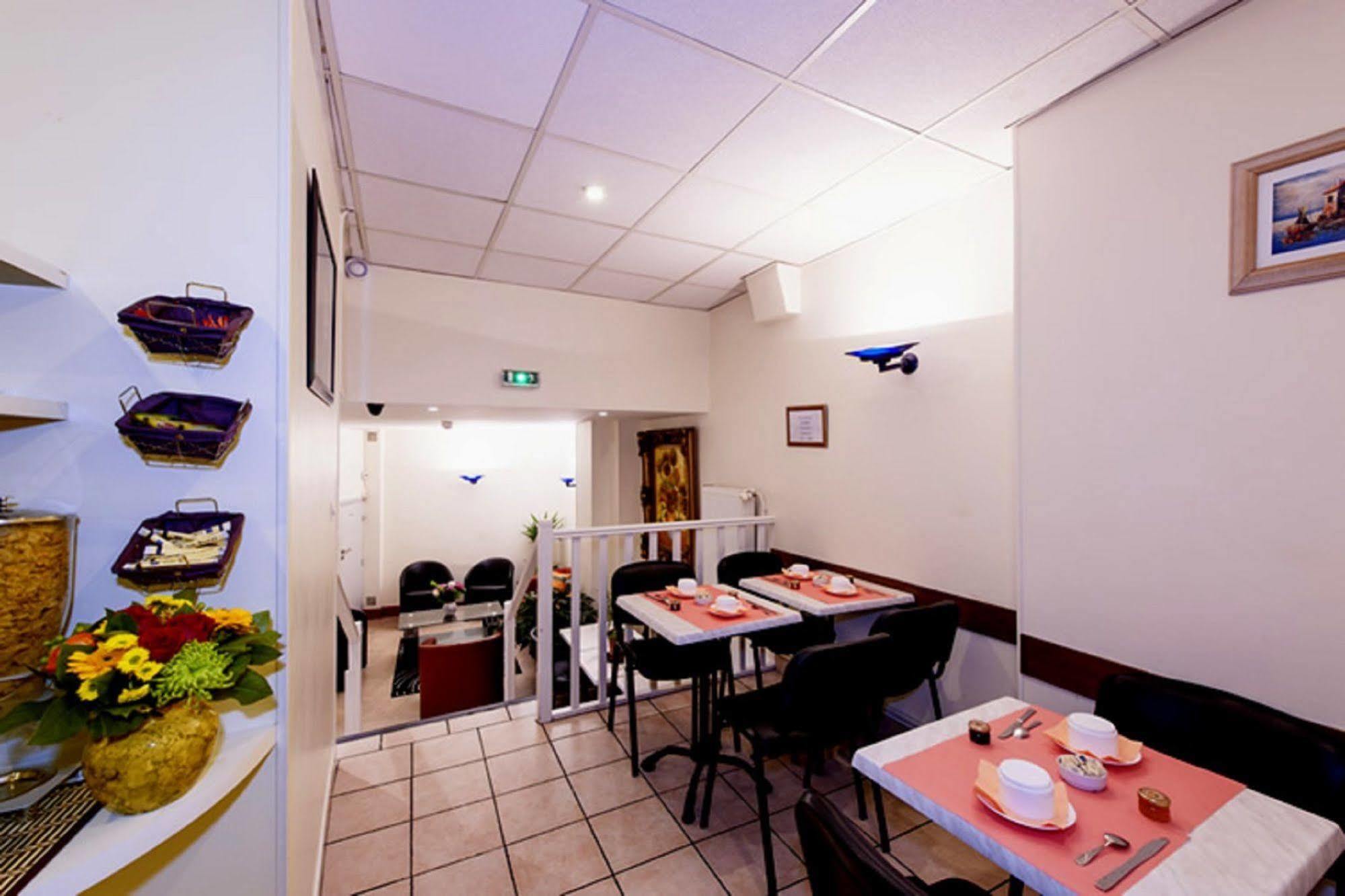 Hotel Amiot Paris Exterior foto